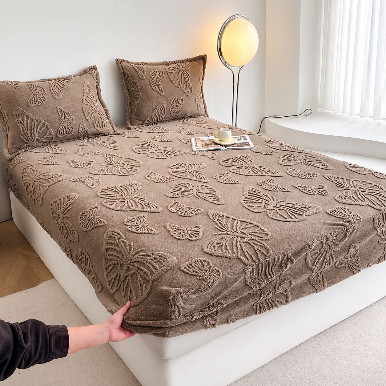 Queen Size Butterfly Mattress Protector Set (2 Pillowcases + 1 Mattress Protector)