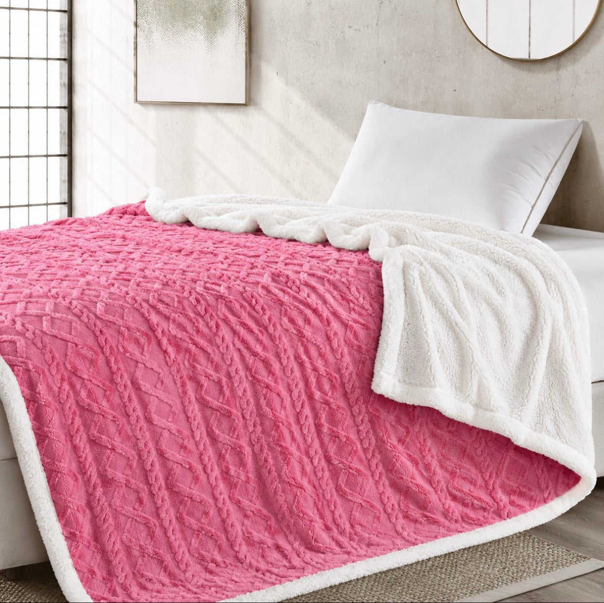 Geometric Pattern Sherpa Blanket Queen Size 200cm x 220cm