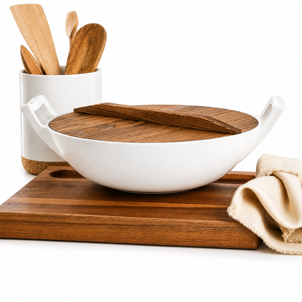 Cast Iron Wok with Wooden Lid, 1.5L Capacity