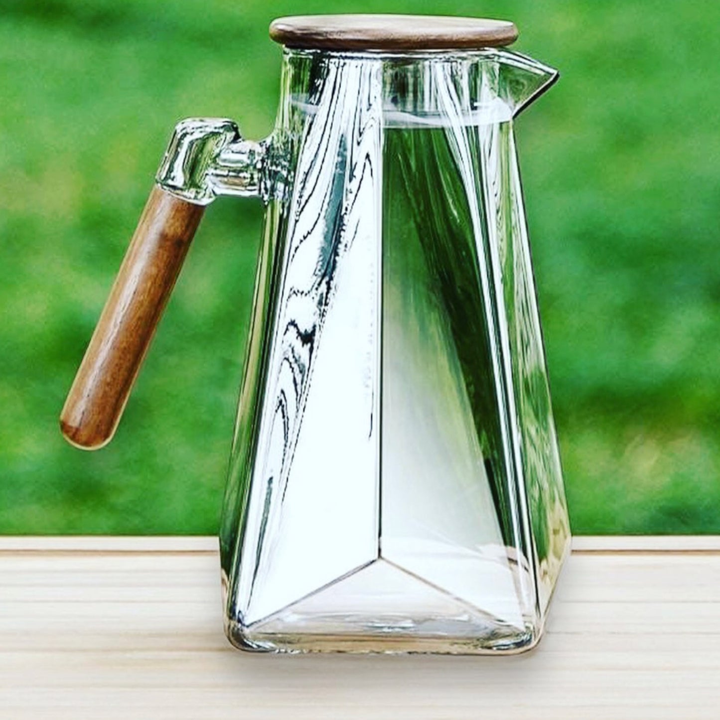 Glass Borosilicate Stove Kettle Pitcher with Bamboo Handle (1.8 litre)