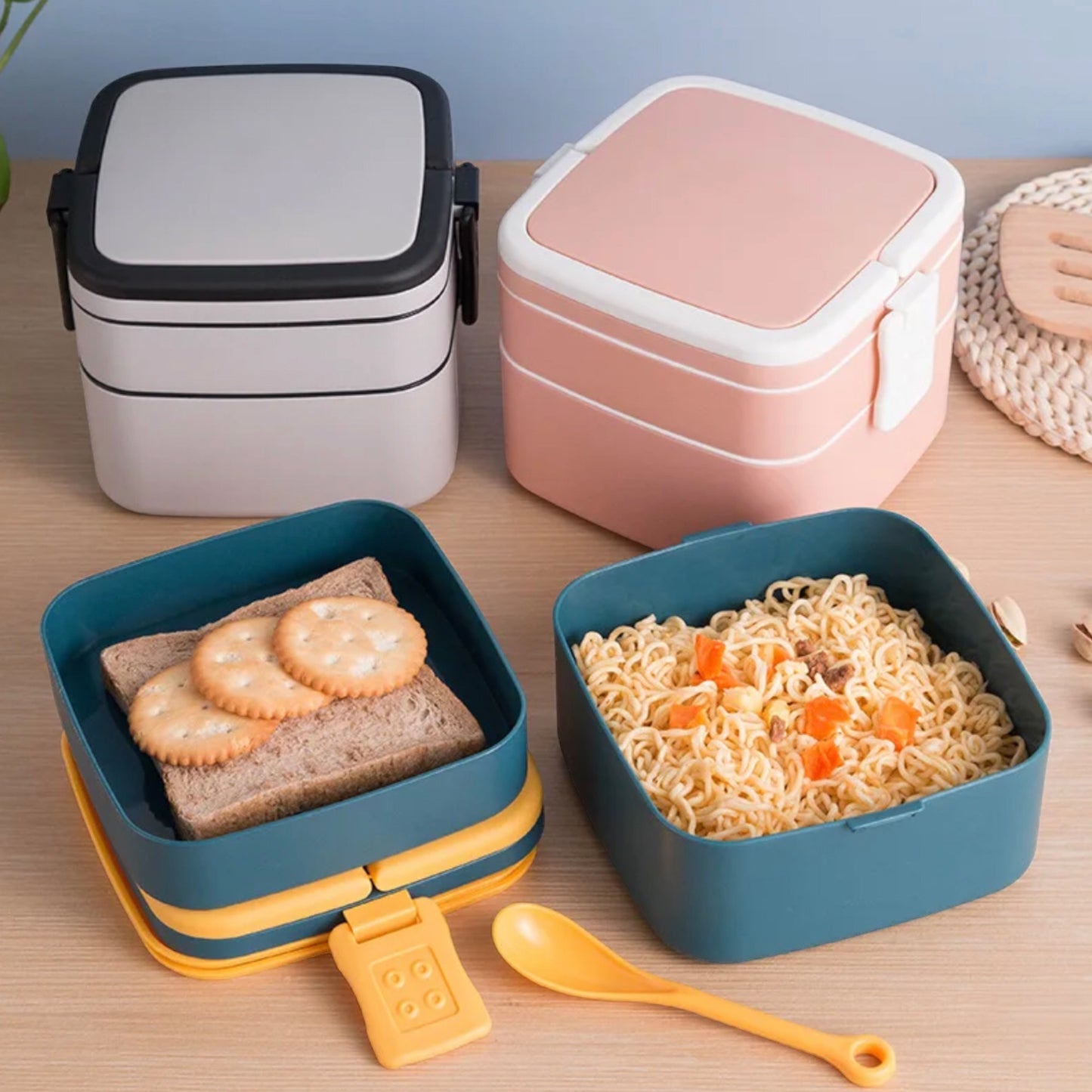 Double layered bento lunchbox