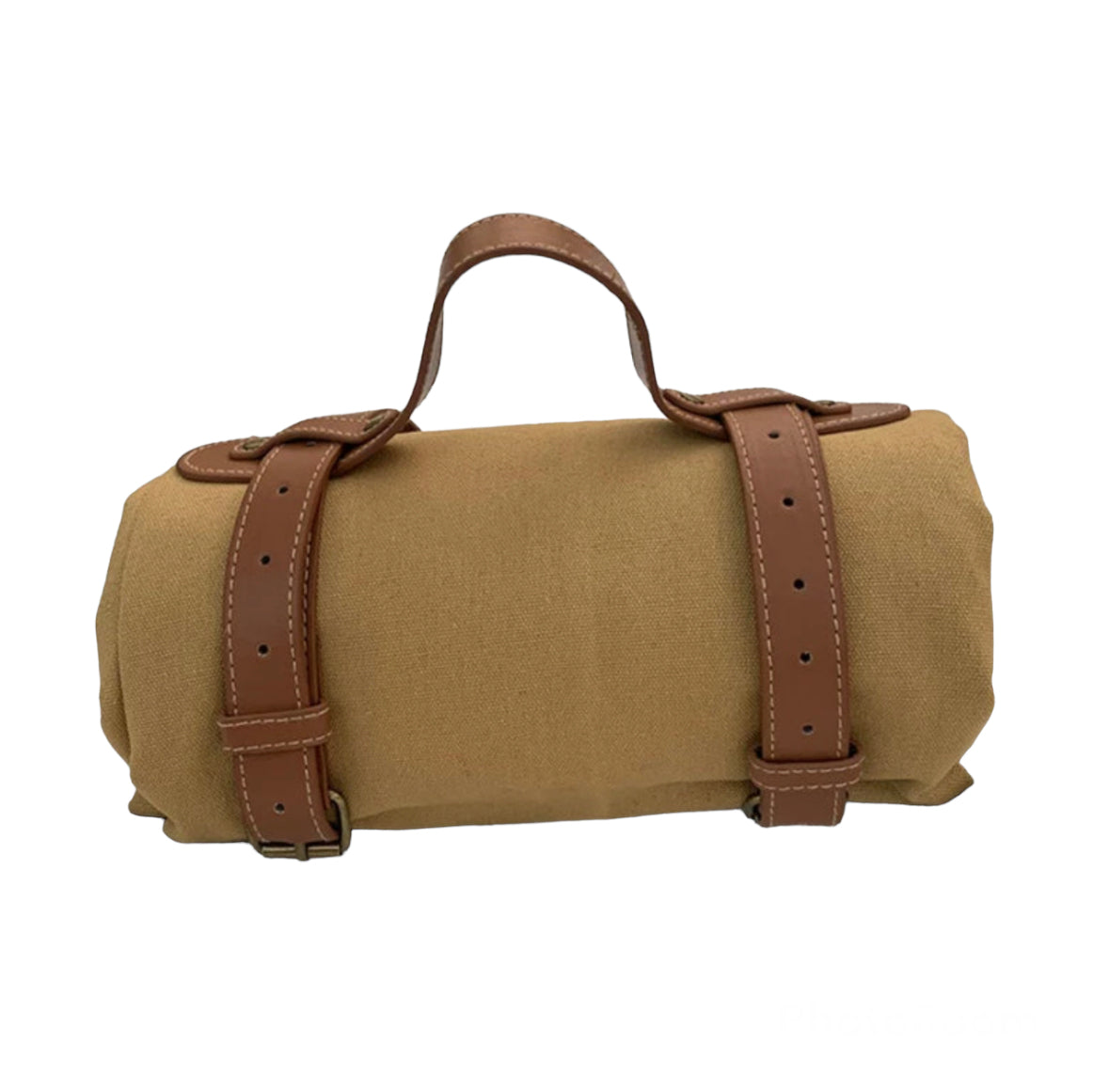 Duffle picnic mat with leather strap